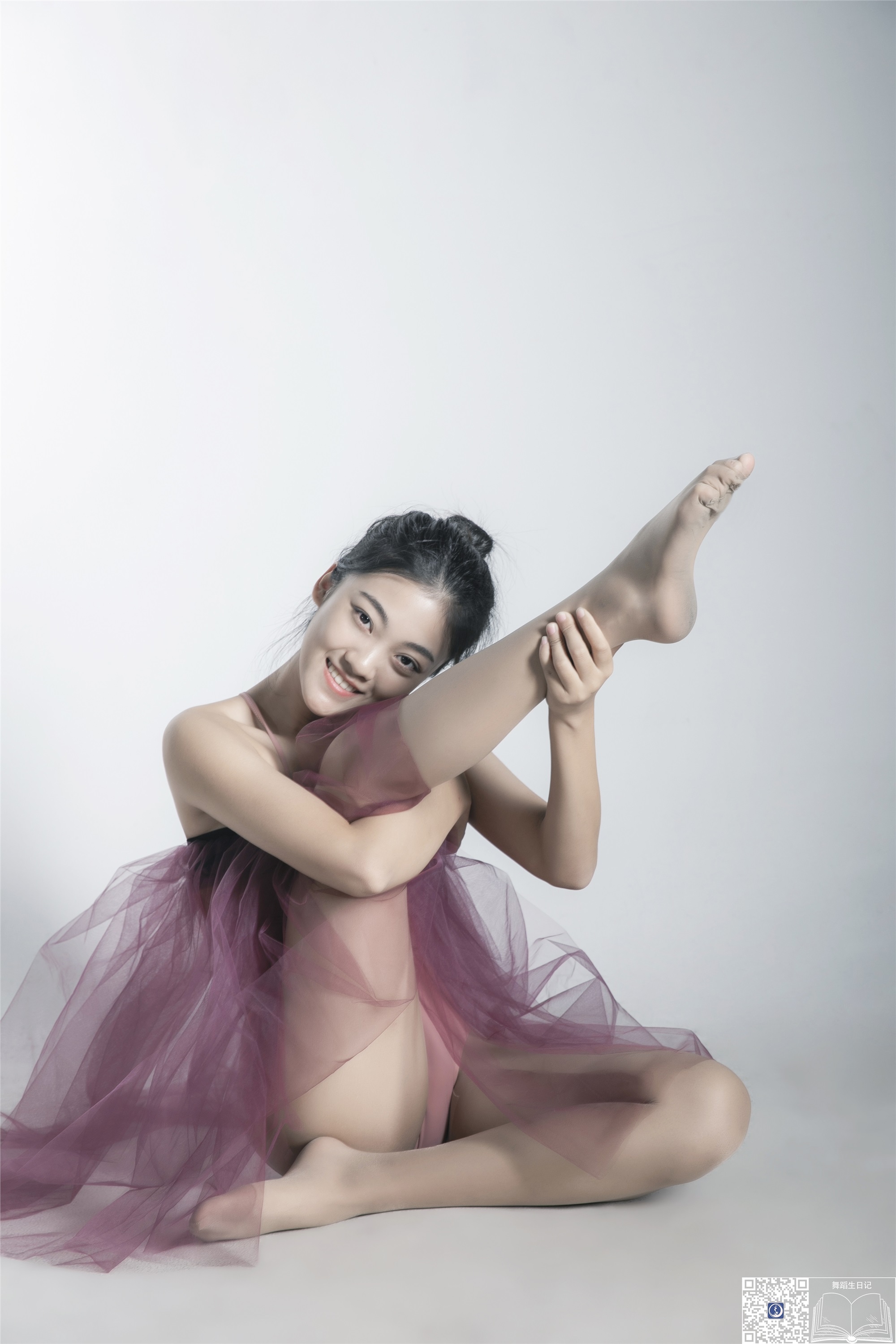 GALLI Carrie Dance student Diary 024 - Xingli